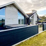 5 Star Holiday Home In Glesborg * Glesborg