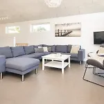5 Star Holiday Home In Glesborg בית נופש