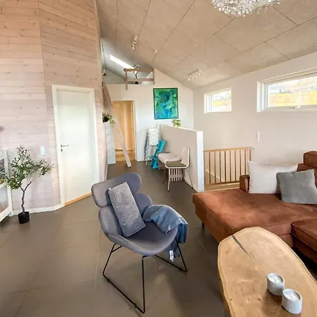 Holiday home 20 Person In *