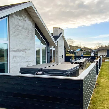 Holiday home 20 Person In *