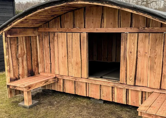 20 Person In Tatil Evi