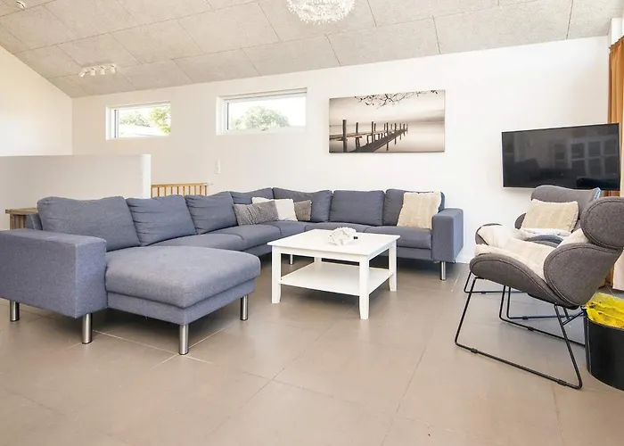 20 Person In Tatil Evi