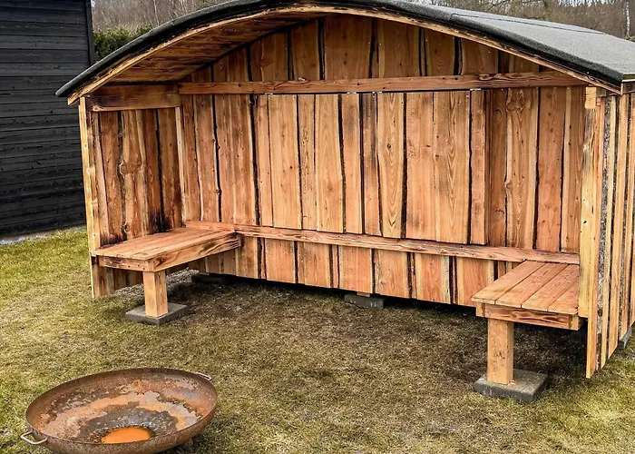 20 Person In Tatil Evi