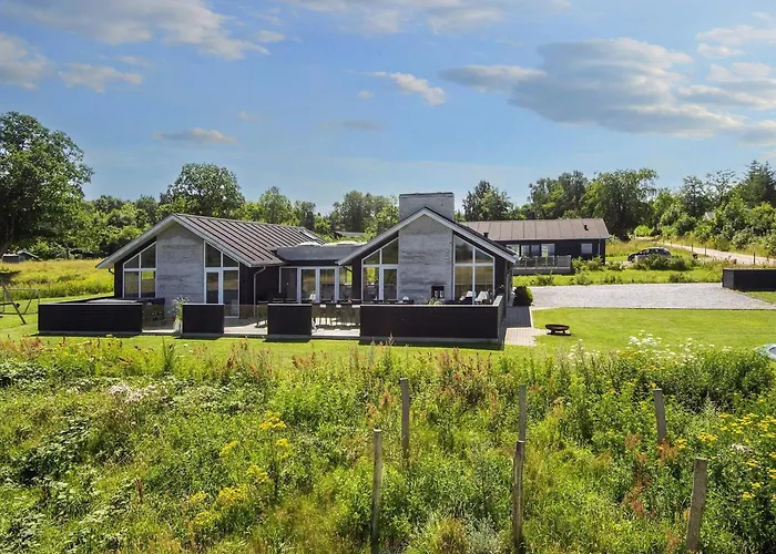 Сasa de vacaciones 20 Person In